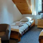 Pan Dom Pracy Twórczej W Wierzbie Parque de vacaciones