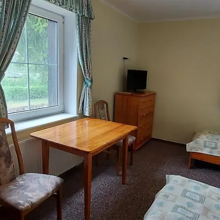 Pan Dom Pracy Tworczej W Wierzbie Vakantiepark *