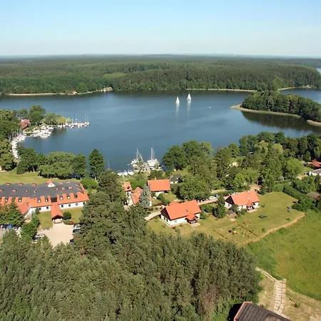 Pan Dom Pracy Tworczej W Wierzbie Üdülőpark *