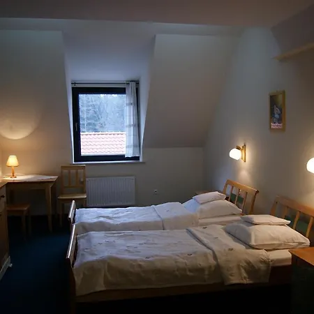 Pan Dom Pracy Tworczej W Wierzbie Wierzba