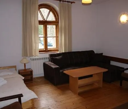 Pan Dom Pracy Tworczej W Wierzbie Wierzba