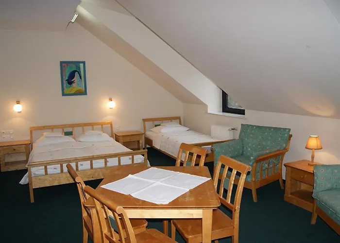 Pan Dom Pracy Tworczej W Wierzbie *