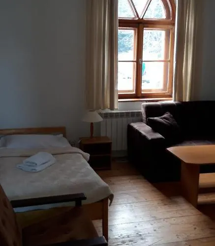 Pan Dom Pracy Tworczej W Wierzbie Prázdninový areál Wierzba