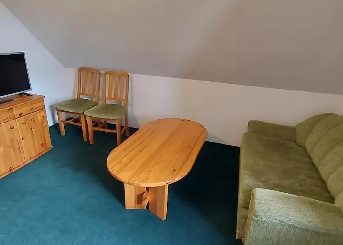 Pan Dom Pracy Tworczej W Wierzbie