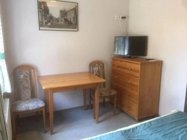 Pan Dom Pracy Tworczej W Wierzbie Prázdninový areál