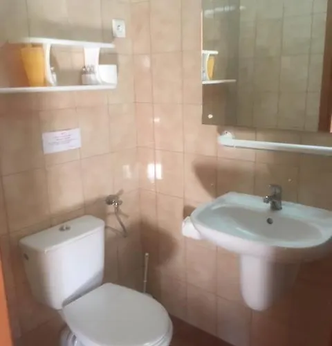 Pan Dom Pracy Tworczej W Wierzbie Prázdninový areál